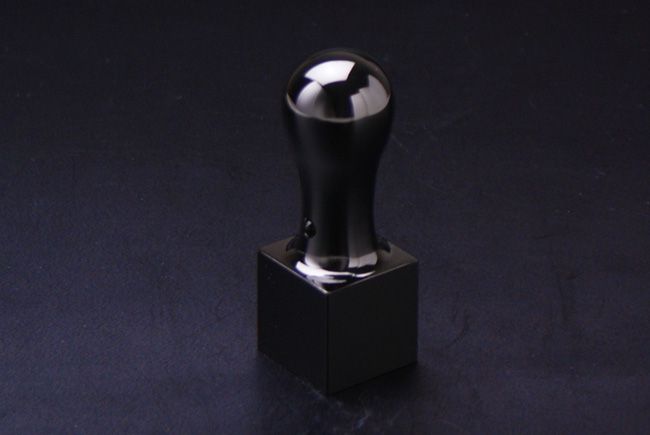 プレミアムチタン/職印(角印) プレミアムブラック(天丸タイプ) 21.0mm【印袋付】
