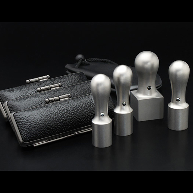 チタン印鑑/会社設立 4本セット ブラスト（天丸タイプ） （角天21mm）【ブラックメタル枠・印袋付】