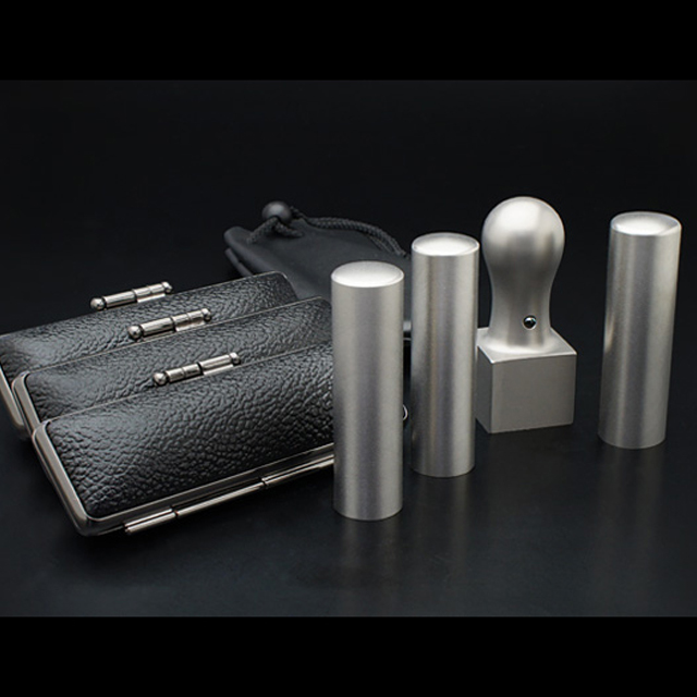 チタン印鑑/会社設立 4本セット ブラスト（寸胴タイプ） （角天21mm）【ブラックメタル枠・印袋付】