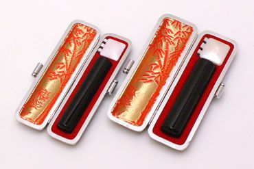 銀行印・認印セット 黒水牛 実印13.5mm【銀枠】